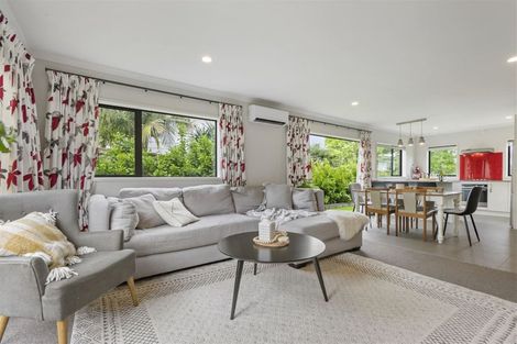 Photo of property in 4 Broadview Place, Howick, Auckland, 2014