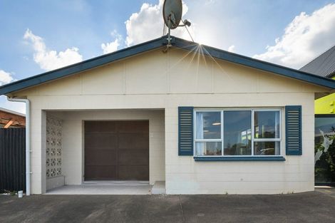 Photo of property in 49 Beach Road, Waihi Beach, 3611