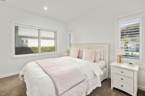 Photo of property in 2/21 Highland Drive, Acacia Bay, Taupo, 3385