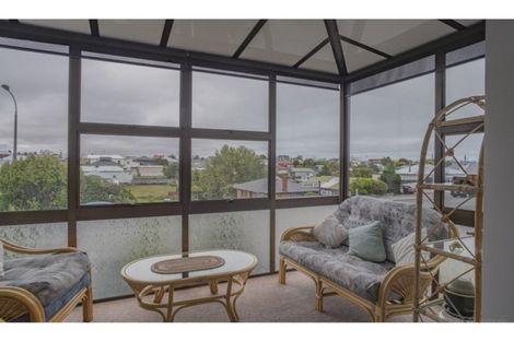 Photo of property in 76 Arthur Street, Seaview, Timaru, 7910