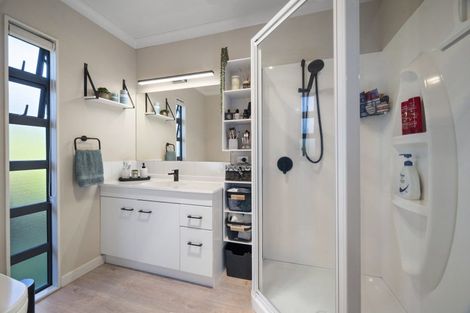 Photo of property in 2 Birchwood Lane, Hilltop, Taupo, 3330