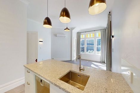 Photo of property in 44 Aurora Terrace, Kelburn, Wellington, 6012