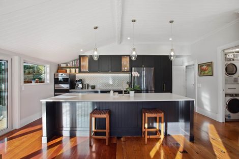 Photo of property in 8 Matheson Way, Waiau Pa, Pukekohe, 2679