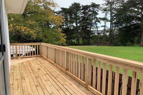 Photo of property in 2/25 Edgware Road, West Harbour, Auckland, 0618