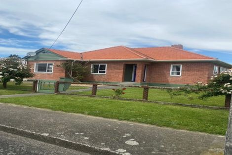 Photo of property in 57 East Street, Feilding, 4702