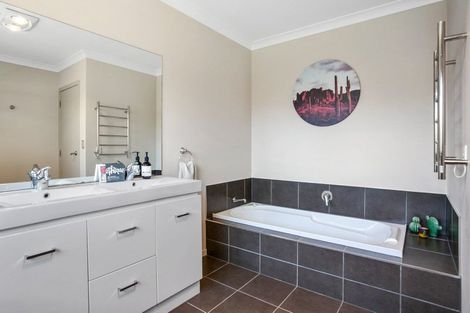 Photo of property in 96 Tennyson Street, Leamington, Cambridge, 3432