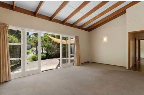 Photo of property in 1/30 Lyttelton Avenue, Forrest Hill, Auckland, 0620