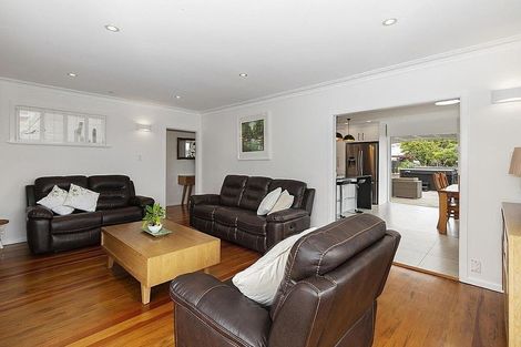 Photo of property in 28 Tiroroa Avenue, Te Atatu South, Auckland, 0610