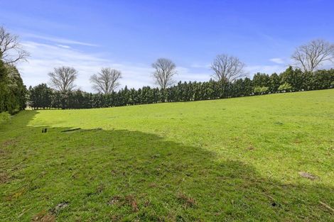 Photo of property in 24 Eagle Street, Welcome Bay, Tauranga, 3112