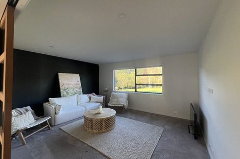 Photo of property in 141 Manakau Heights Drive, Manakau, Levin, 5573