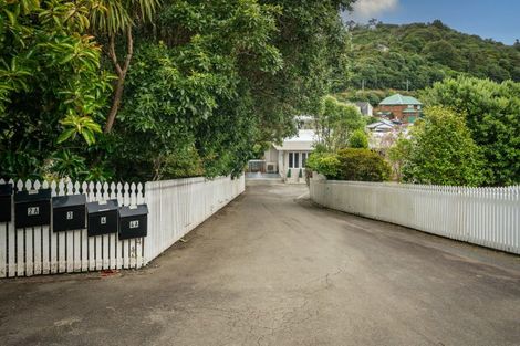 Photo of property in 4 Jacobsen Lane, Ngaio, Wellington, 6035