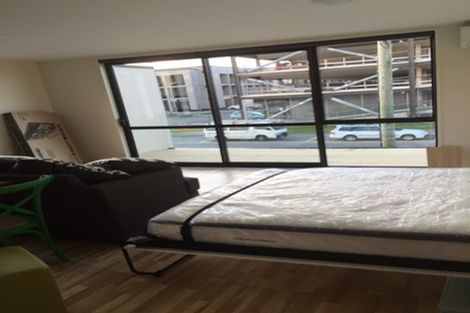 Photo of property in 33 Grove Road, Addington, Christchurch, 8024