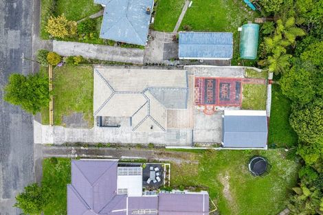 Photo of property in 52 Lees Grove, Wainuiomata, Lower Hutt, 5014