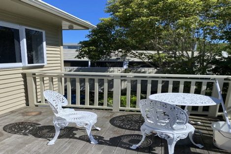 Photo of property in 18 Ngatitoa Street, Tawa, Wellington, 5028