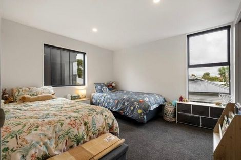 Photo of property in 2/12 Hume Street, Sydenham, Christchurch, 8023