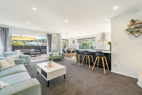 Photo of property in 3 Manutuke Street, Wainuiomata, Lower Hutt, 5014