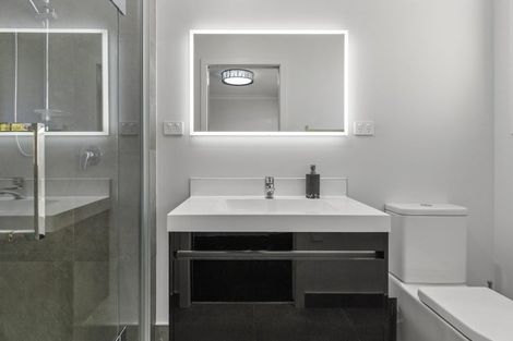 Photo of property in 52 Scott Road, Stanmore Bay, Whangaparaoa, 0932