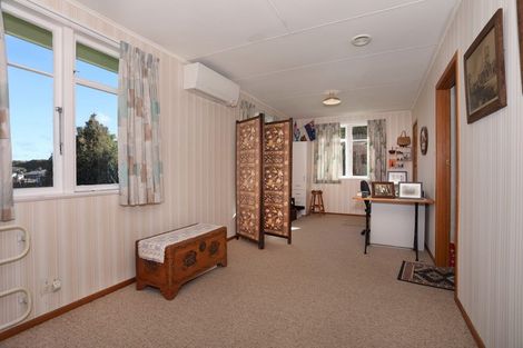 Photo of property in 21 Milne Street, Marton, 4710