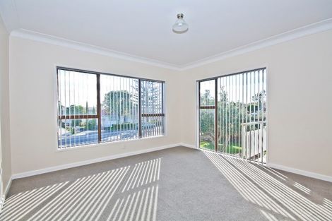 Photo of property in 171 Te Atatu Road, Te Atatu South, Auckland, 0610