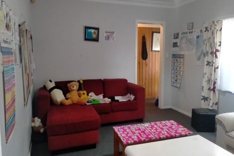 Photo of property in 1/13 Halsey Road, Manurewa, Auckland, 2102