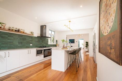 Photo of property in 15 Campbell Street, Karori, Wellington, 6012