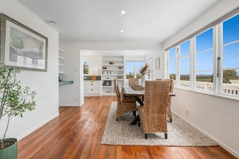 Photo of property in 10 St James Avenue, Helensville, 0800