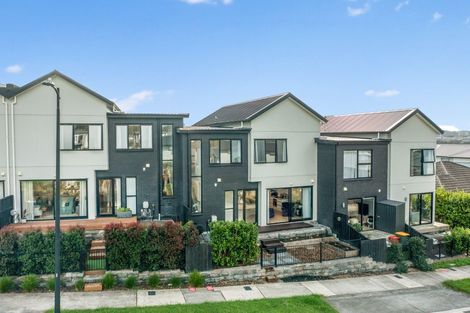 Photo of property in 7b Podgora Avenue, Kumeu, 0810