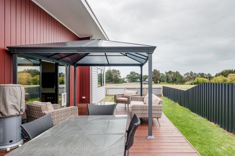 Photo of property in 49 Lytton Road, Riverdale, Gisborne, 4010