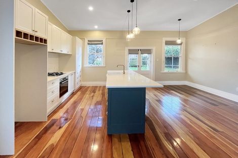 Photo of property in 46 Lombard Street, Palmerston North, 4410
