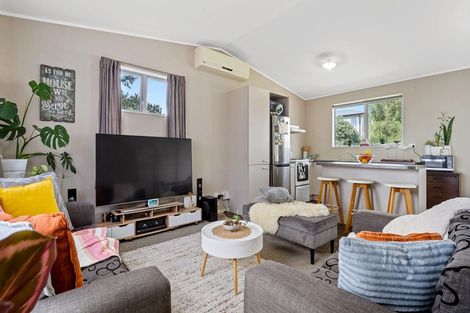 Photo of property in 93a Porchester Road, Papakura, 2110