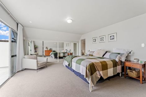 Photo of property in 40 Vipond Road, Stanmore Bay, Whangaparaoa, 0932