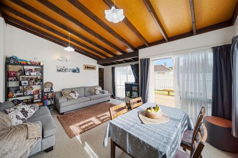 Photo of property in 38a Victor Street, Avondale, Auckland, 1026
