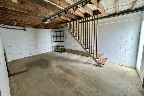 Photo of property in 112 Whitney Street, New Windsor, Auckland, 0600