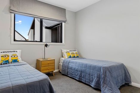 Photo of property in 6 Old Stone Lane, Cracroft, Christchurch, 8022