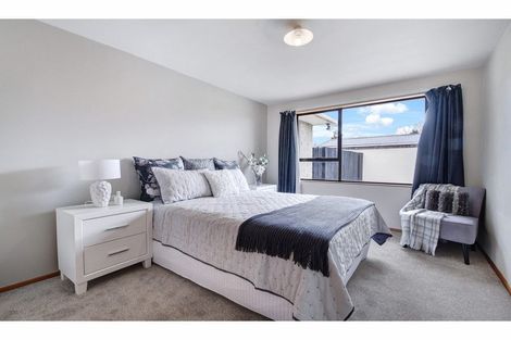 Photo of property in 2/5 Pegasus Avenue, North New Brighton, Christchurch, 8083