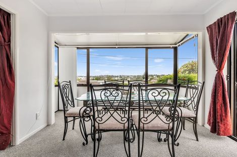 Photo of property in 1/23 Raines Avenue, Forrest Hill, Auckland, 0620
