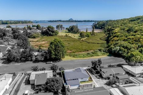 Photo of property in 74 Esmeralda Street, Welcome Bay, Tauranga, 3112