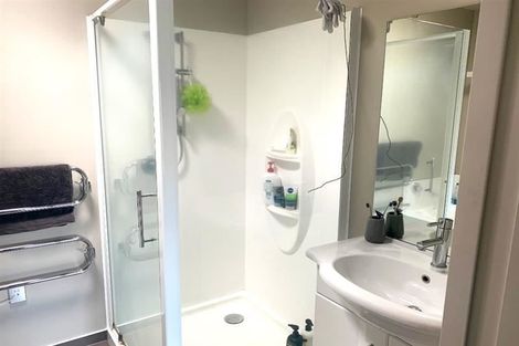 Photo of property in 96a Packe Street, Edgeware, Christchurch, 8013