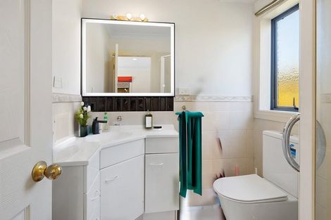 Photo of property in 20 Gransna Lane, East Tamaki, Auckland, 2013