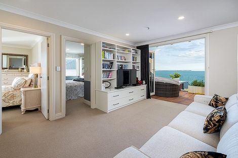 Photo of property in 375 Beach Road, Mairangi Bay, Auckland, 0630