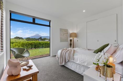 Photo of property in 3a Parrs Road, Hurworth, New Plymouth, 4371