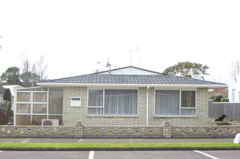 Photo of property in 4/13 Norman Street, Lower Vogeltown, New Plymouth, 4310
