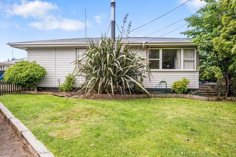 Photo of property in 1 Fenruss Street, Fairy Springs, Rotorua, 3015