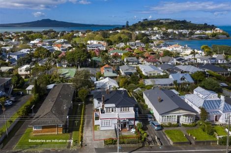 Photo of property in 1/12a Church Street, Devonport, Auckland, 0624