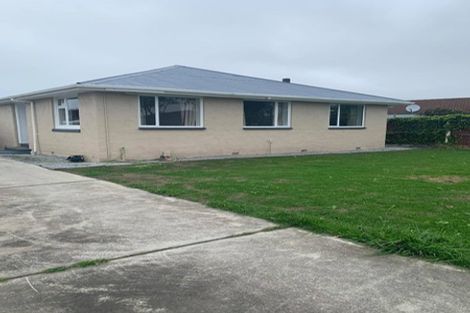 Photo of property in 61 Palmers Road, New Brighton, Christchurch, 8083