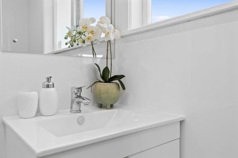 Photo of property in 55 Houchens Road, Glenview, Hamilton, 3206