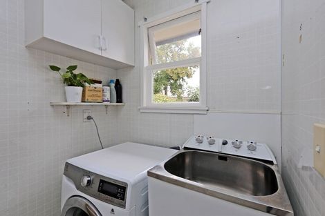 Photo of property in 937 Nelson Street North, Mahora, Hastings, 4120