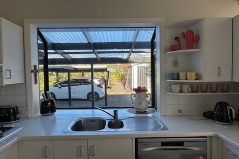 Photo of property in 48 Te Mata Road, Havelock North, 4130