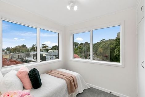 Photo of property in Windsor Court, 3/340 Tinakori Road, Thorndon, Wellington, 6011