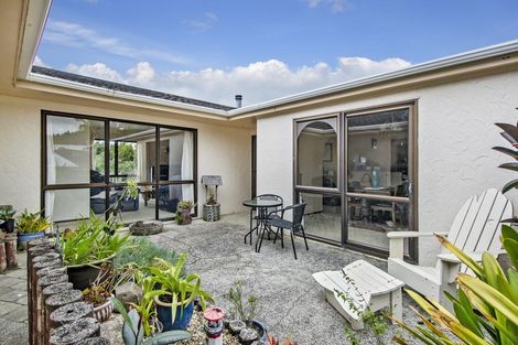 Photo of property in 54 Eureka Place, Parahaki, Whangarei, 0112